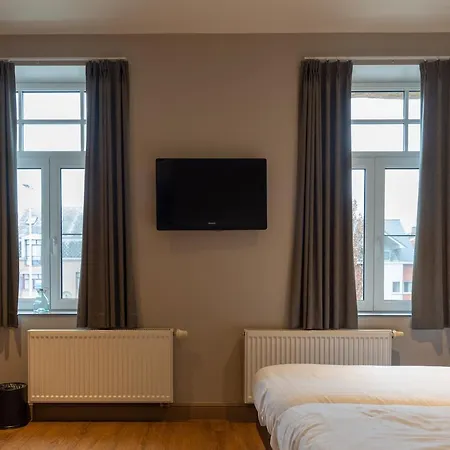 't Oud Gemeentehuis Hotel 4*