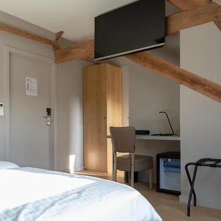 't Oud Gemeentehuis 4* Poelkapelle
